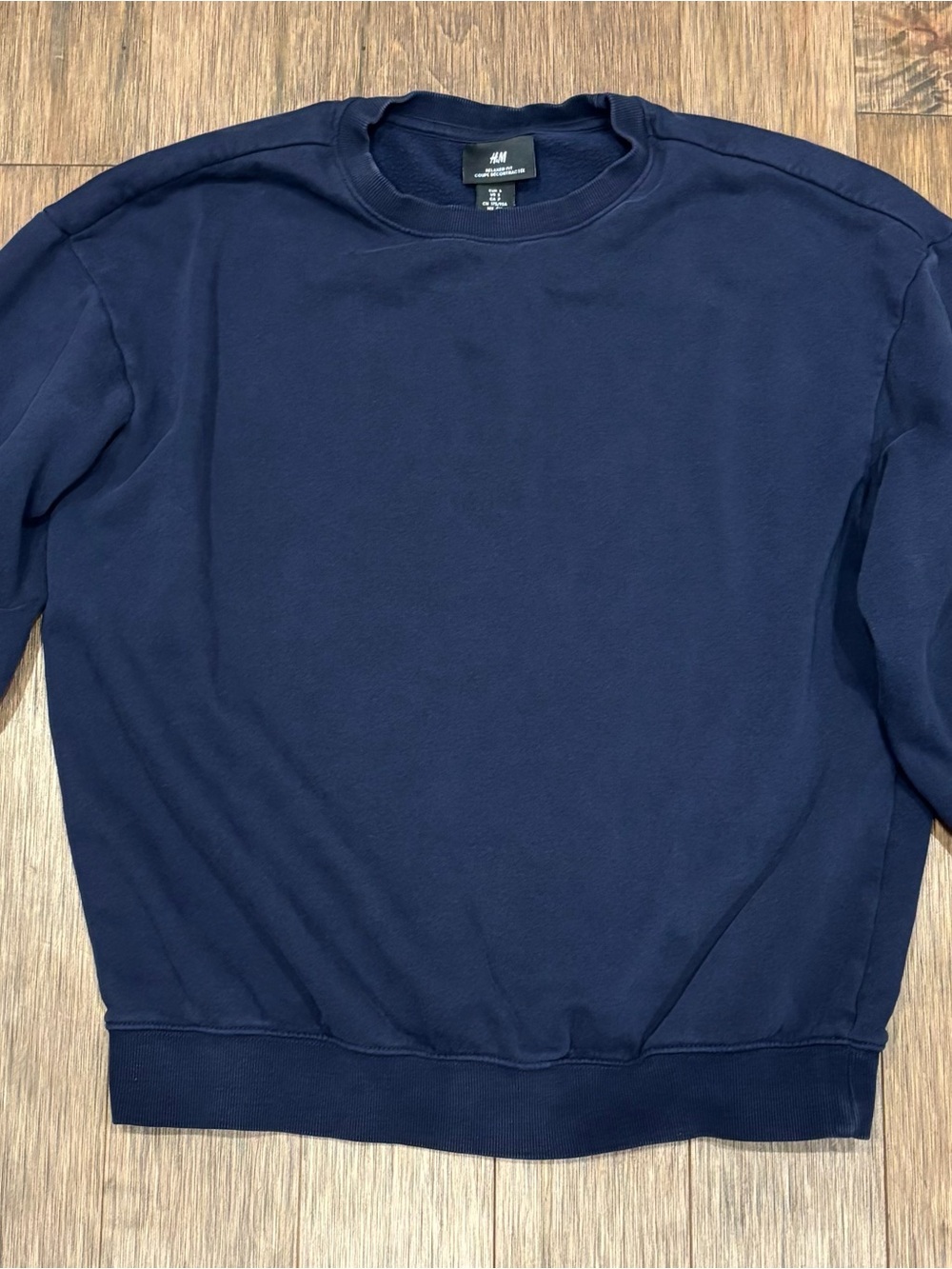 H&M Men's Dark Navy Crewneck Pullover
